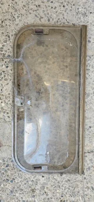 Ventana Moncayo 370 Joven