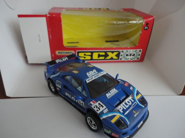 Scalextric Ferrari F40 Pilot Caja