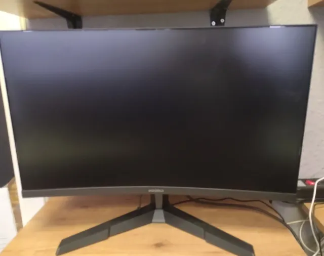 Monitor Curvo Gaming KOORUI 24" Garantía Tienda