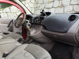 RENAULT KANGOO/08 NECESITA CAMBIO MOTOR PARTICULAR