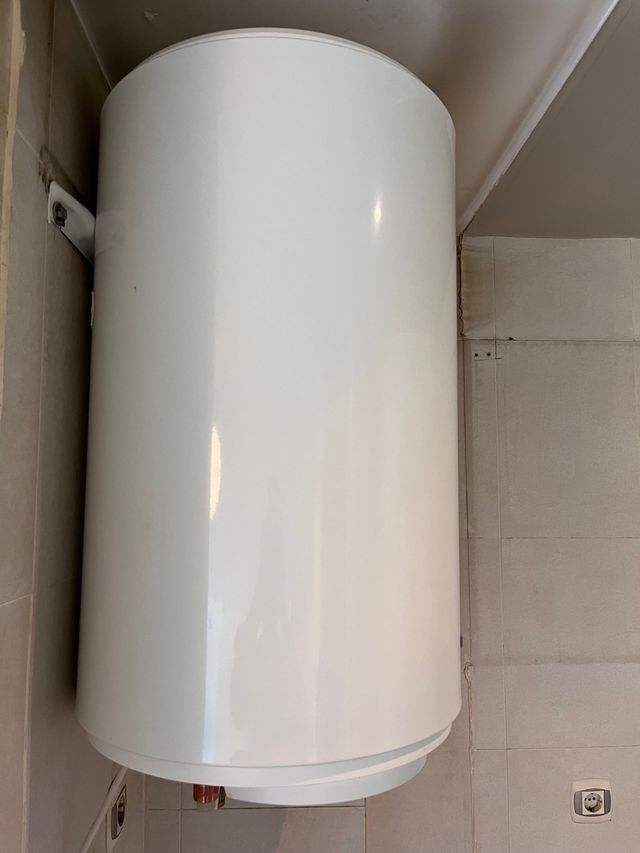 Scaldabagno elettrico JUNKERS Elacell 80L