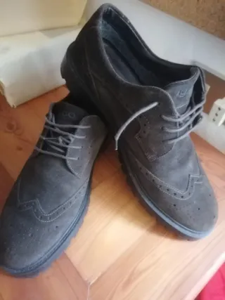 Scarpe  Gore-Tex suola Vibram 45