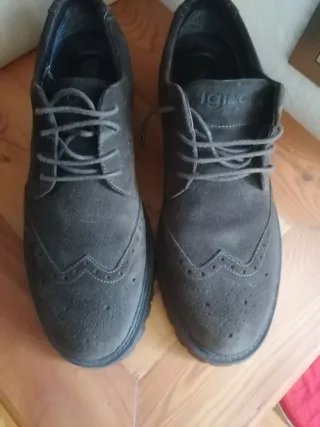 Scarpe  Gore-Tex suola Vibram 45