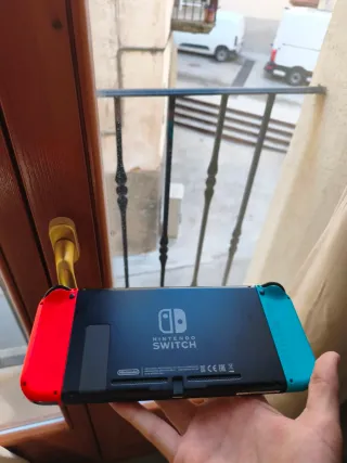 Nintendo Switch 