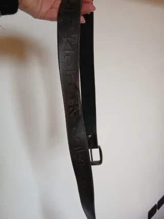 Cintura in pelle nera e marrone