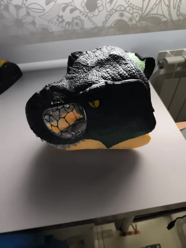 Máscara Dinosaurio con Sonido