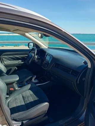 Mitsubishi Outlander 2016