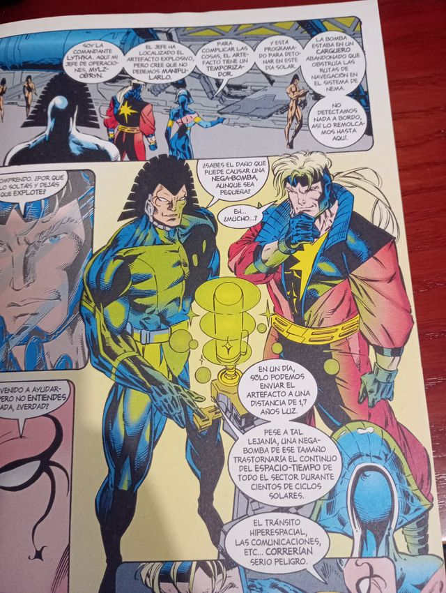 3 comics capitan Marvel