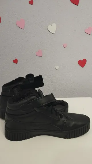 Scarpe Puma donna nere. Ottime condizioni