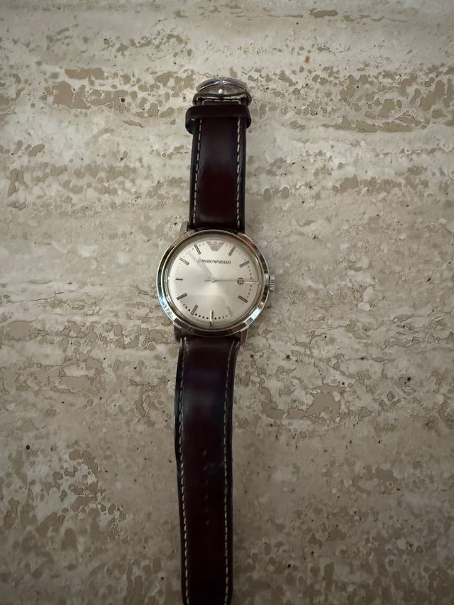 Reloj Emporio Armani Plata y Marrón