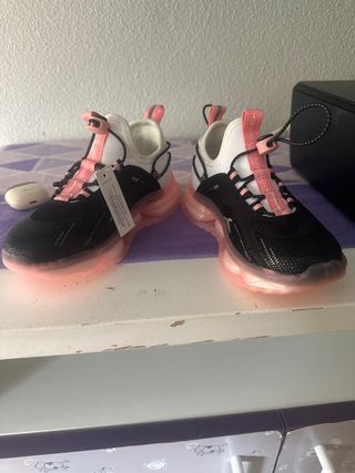 Zapatillas deportivas talla 33