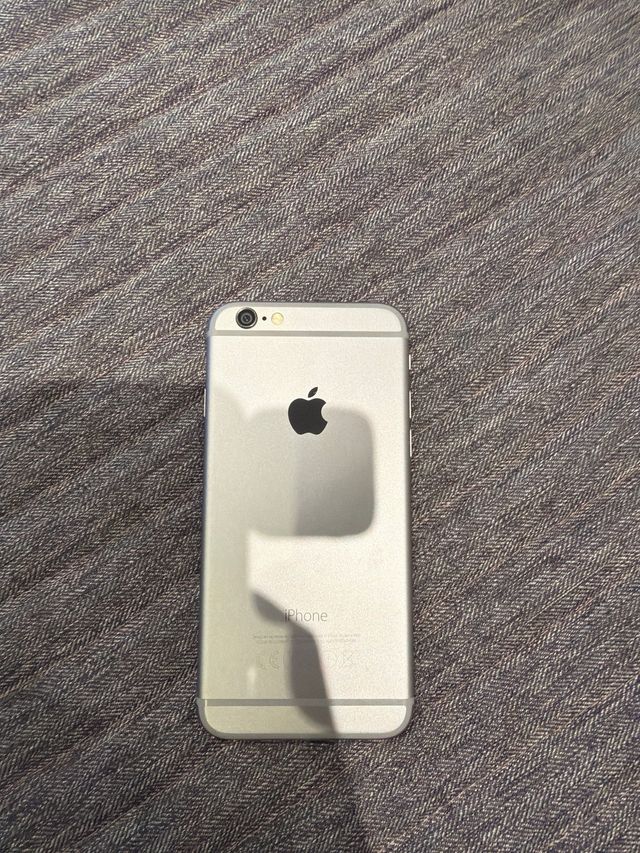iPhone 6s Plata 16GB