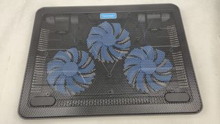 Base Refrigeradora Portátil TECKNET 3 Ventiladores