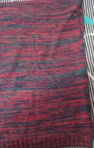 Bufanda cuello chal tejido gris y rojo