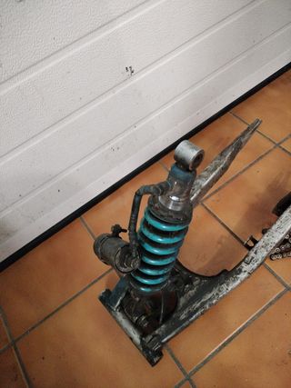 Basculante y bieletas