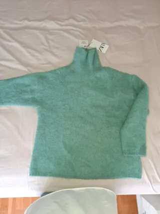 Jersey Zara cuello alto verde talla M