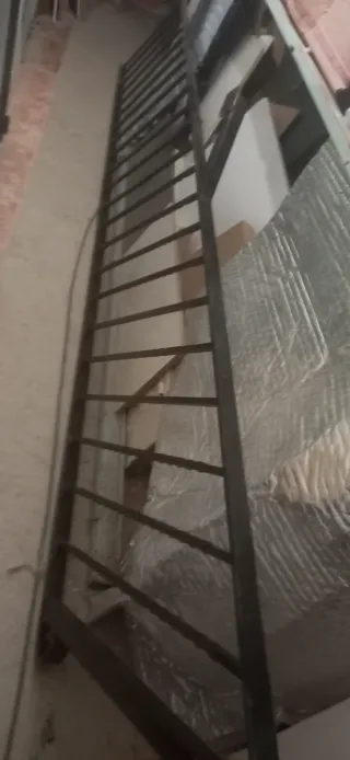 BARANDILLA DE ESCALERAS DE HIERRO MACIZO 