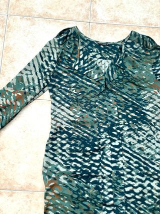 Vestido estampado verde y multicolor