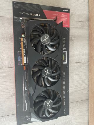 Tarjeta Gráfica AMD Radeon RX 6700 XFX
