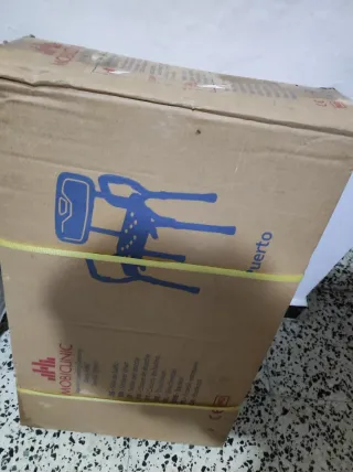 Silla de ducha MOBICLINIC
