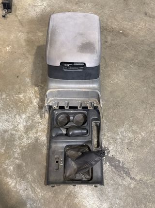 Consola Central Montero V60