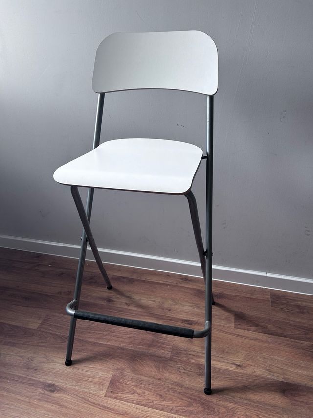 2 Taburetes Altos plegables Ikea