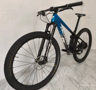 BERRIA MAKO Carbono Talla M