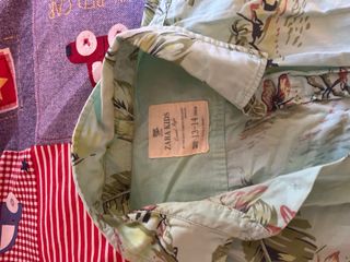 Camisa verde estampada tropical