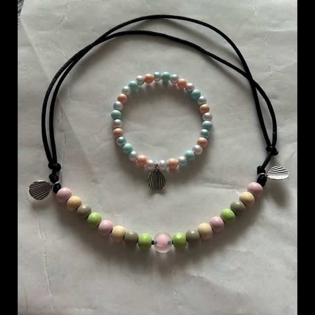 Conjunto collar y pulsera conchas