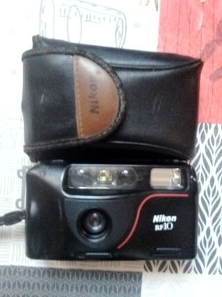 Cámara Nikon RF10