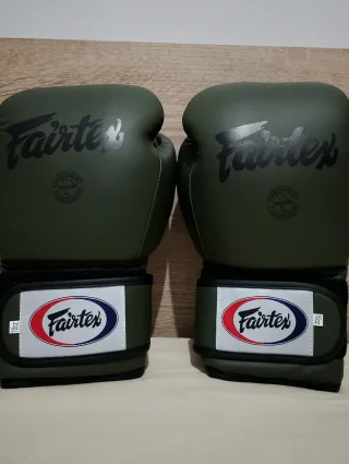 Guantes Muay Thai/Boxeo Fairtex 16oz Verdes