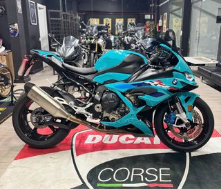 BMW S1000RR Azul y Negra