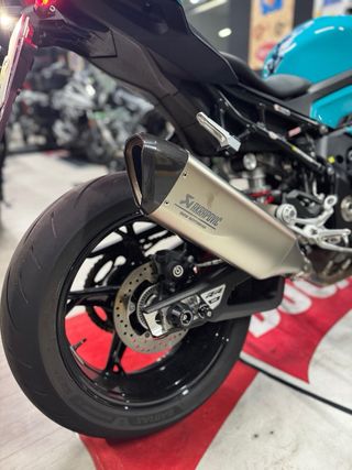 BMW S1000RR Azul y Negra