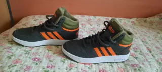 Botas Adidas Junior Gris y Naranja
