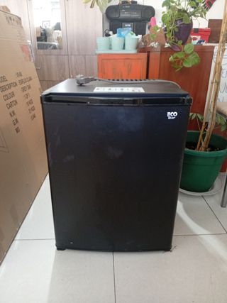 Mini Nevera ECO Bar Negra