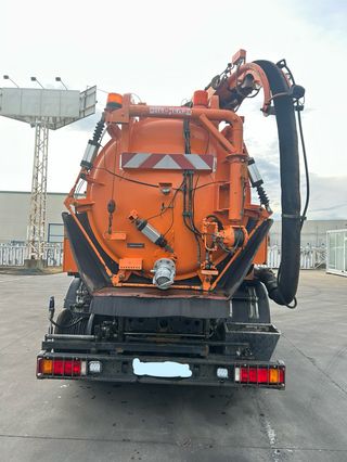 Camión desatascos y vacío MAN Hellmers 2004