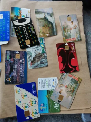 Vecchia collezione di schede telefoniche