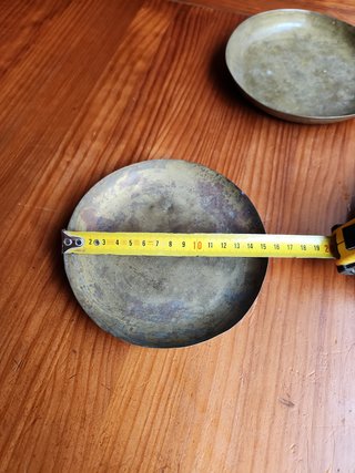 Platos antiguo de latón para báscula