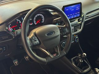 Ford Fiesta ST 1.5 ECOBOOST 200CV.- " NACIONAL ".- " SOLO 58166KM ".- " MUY EQUIPADO ".-" GARANTÍA CON COBERTURA EUROPEA ".-" PEGATINA MEDIOAMBIENTAL TIPO C  VERDE ".- " DEPORTIVO UTILITARIO ".-