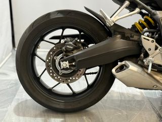 Honda CBR 650 R 2022 - 15.085 km