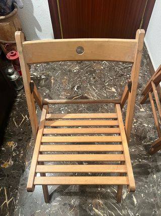Sillas de madera plegables