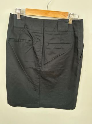 Falda Zara negra botones