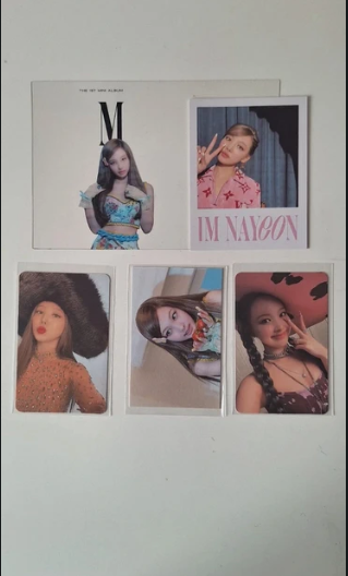IM NAYEON - The 1st Mini Album