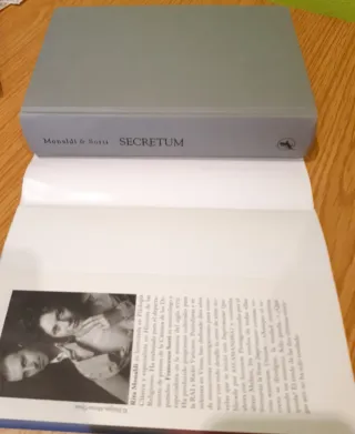 Novela histórica con CD Secretum-Monaldi y Sorti