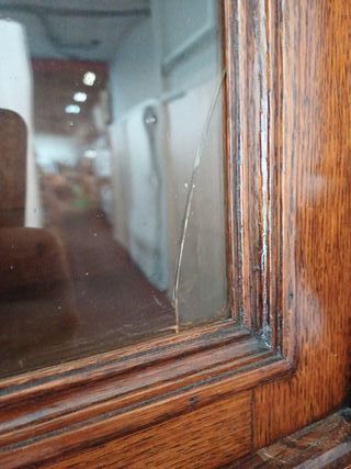 Chinero de madera maciza