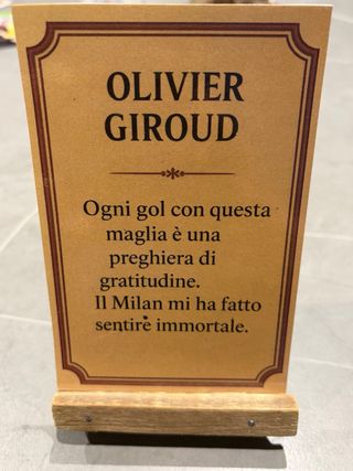 Cartolina autografata Olivier Giroud AC Milan