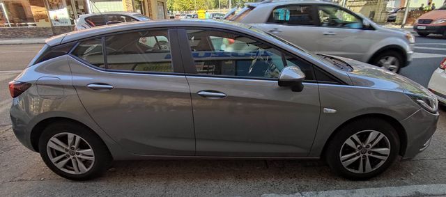 Opel Astra 2016