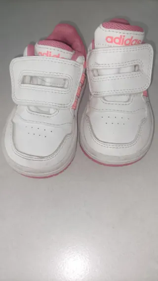 Zapatillas Adidas niña blancas y rosas