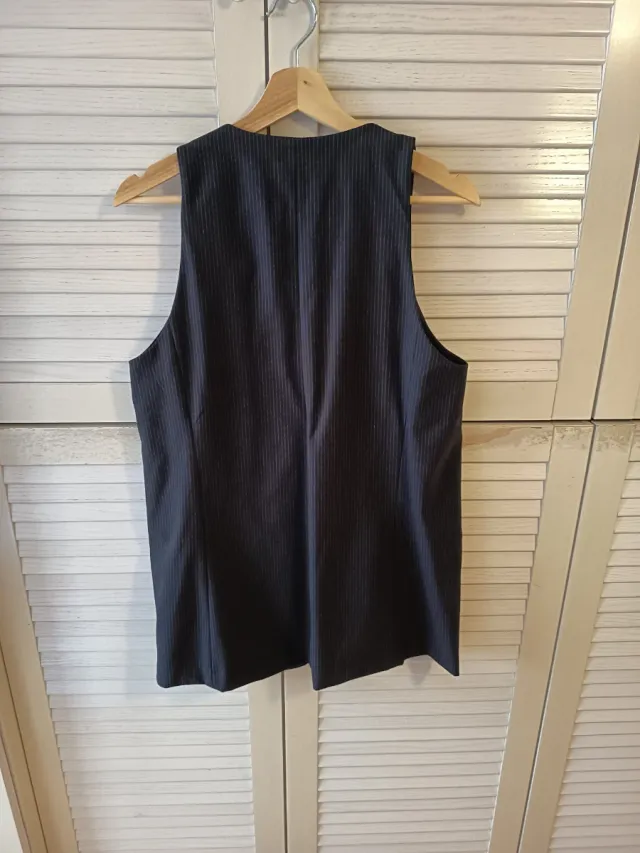 Chaleco Raya Diplomática Bershka Negro