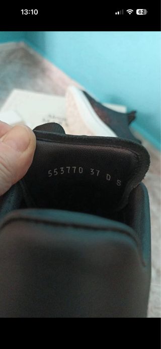 Alexander McQueen nere con brillantini